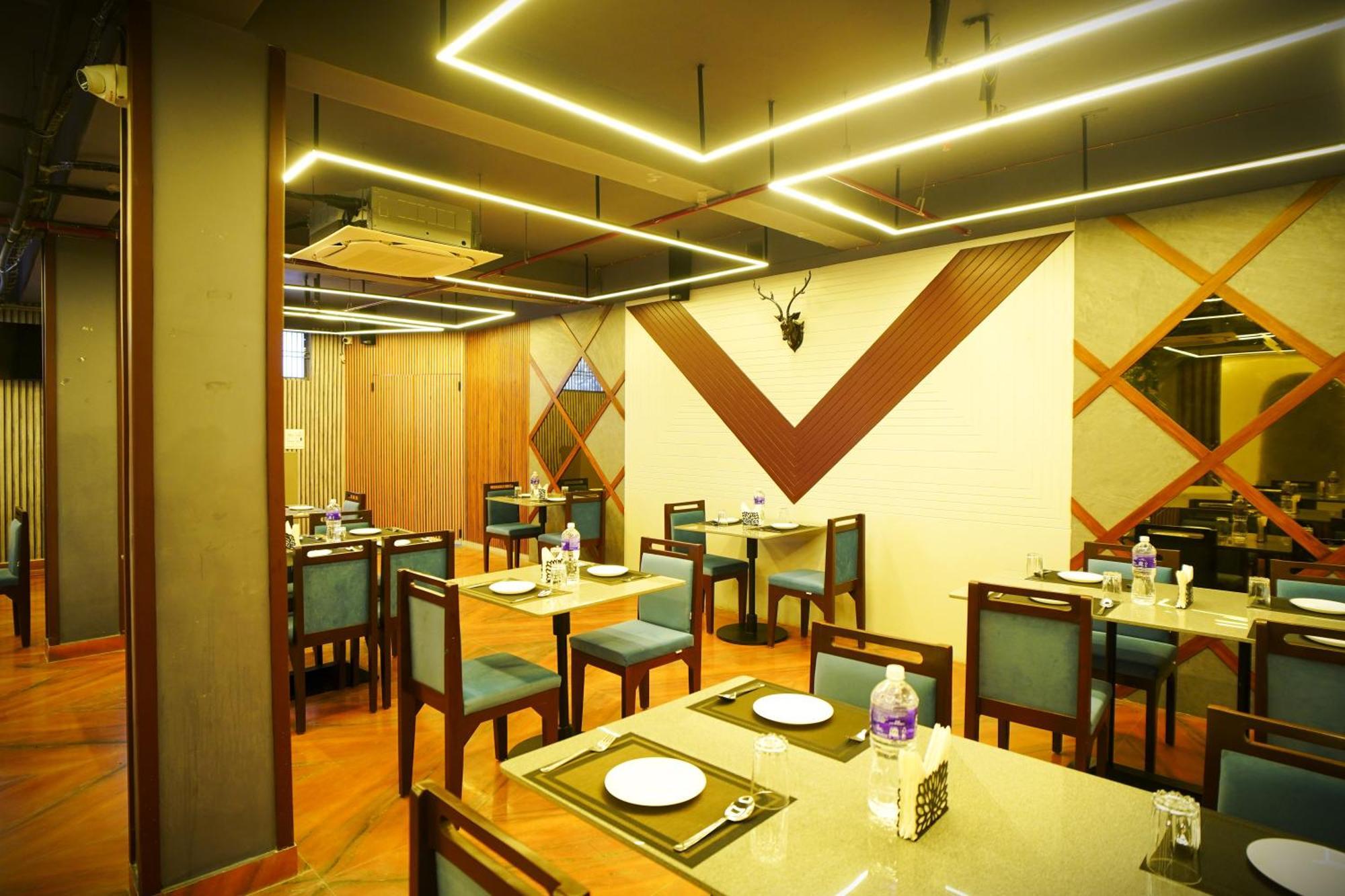 Hotel Rama Gorakhpur Extérieur photo